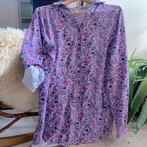 Duluth Button Up Shirt. New. Gorgeous!